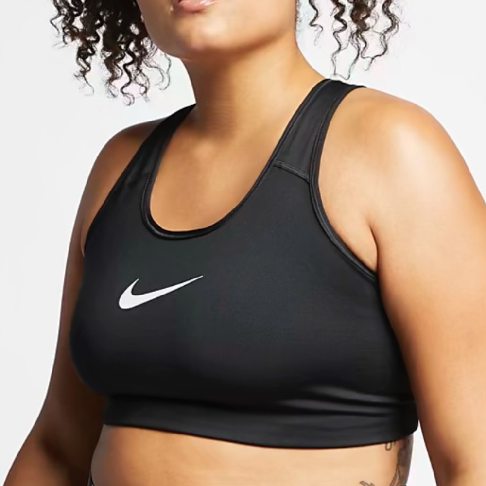 Nike Swoosh Plus Size Medium Support Bra 1X